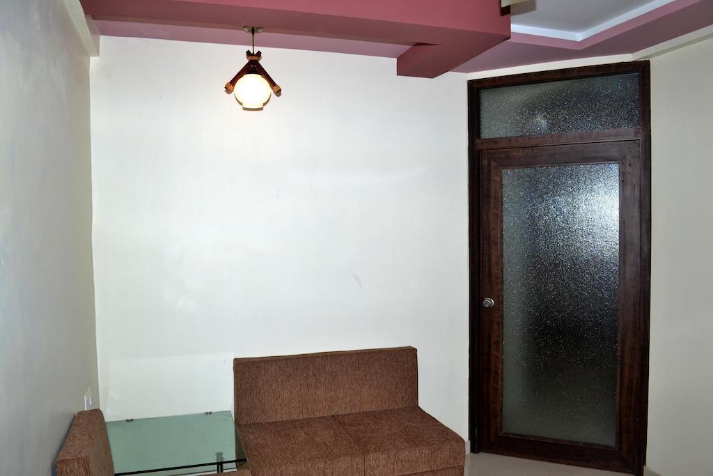 Hotel Sapphire Junagadh Exterior foto